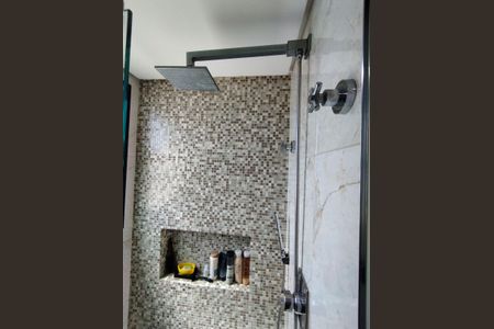 Apartamento à venda com 93m², 3 quartos e 2 vagasBanheiro da Suíte 