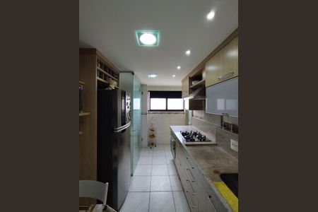 Apartamento à venda com 93m², 3 quartos e 2 vagasCozinha