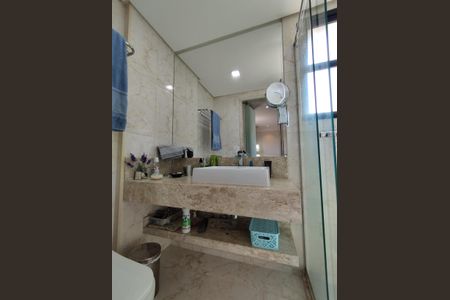 Apartamento à venda com 93m², 3 quartos e 2 vagasBanheiro da Suíte 