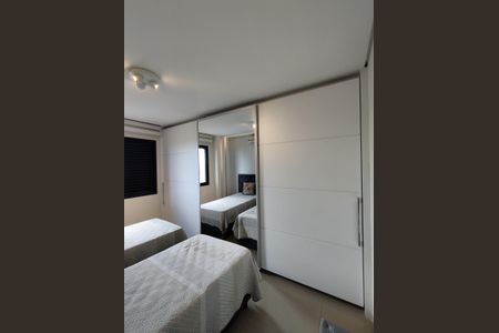 Apartamento à venda com 93m², 3 quartos e 2 vagasQuarto 2