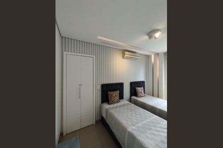 Apartamento à venda com 93m², 3 quartos e 2 vagasQuarto 2