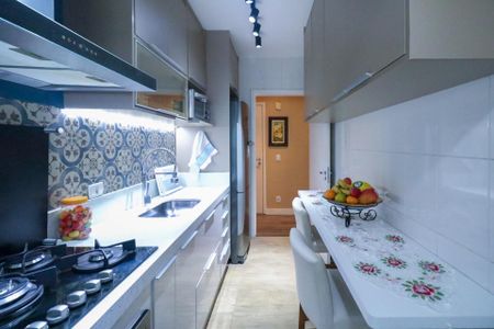 Apartamento à venda com 68m², 2 quartos e 1 vagaCozinha