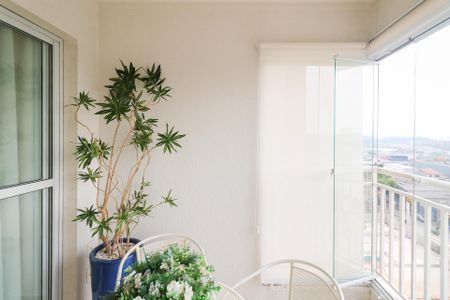 Apartamento à venda com 68m², 2 quartos e 1 vagaVaranda