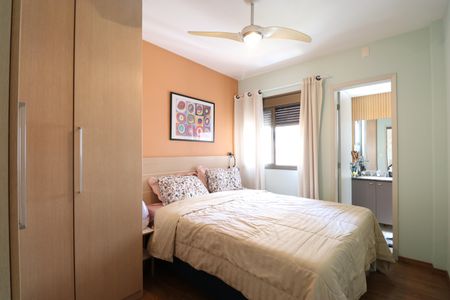 Apartamento à venda com 75m², 3 quartos e 2 vagasSuíte