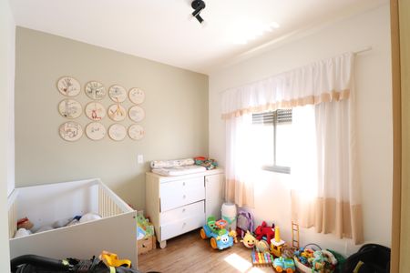 Apartamento à venda com 75m², 3 quartos e 2 vagasQuarto 2