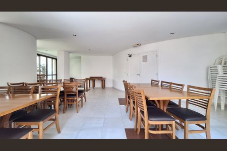 Apartamento à venda com 75m², 3 quartos e 2 vagasÁrea comum - Salão de festas