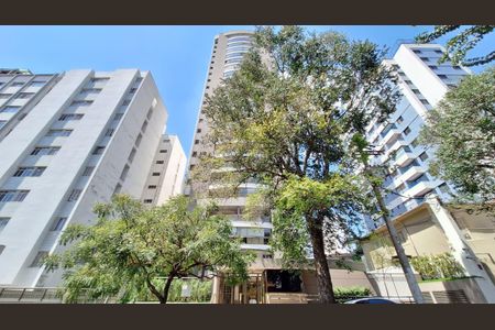 Apartamento à venda com 75m², 3 quartos e 2 vagasFachada