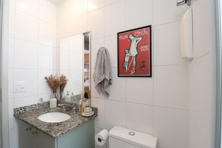 Apartamento à venda com 75m², 3 quartos e 2 vagasBanheiro Social