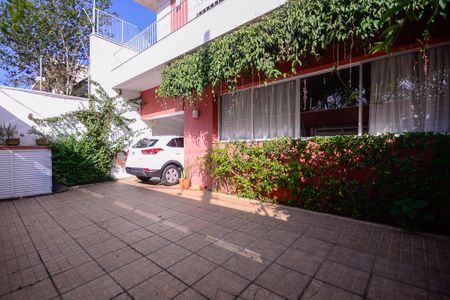 Casa à venda com 260m², 3 quartos e 2 vagasGaragem