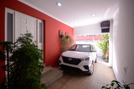 Casa à venda com 260m², 3 quartos e 2 vagasGaragem