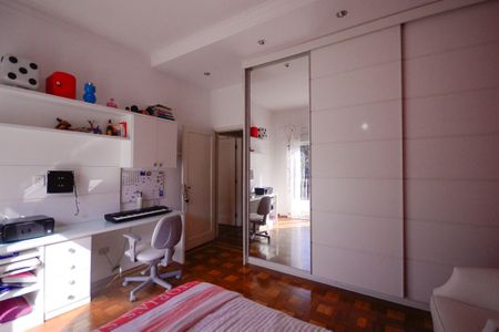 Casa à venda com 260m², 3 quartos e 2 vagasQuarto 1