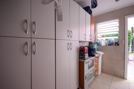 Casa à venda com 260m², 3 quartos e 2 vagasÁrea de Serviço