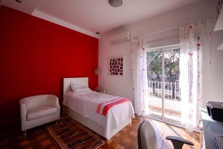 Casa à venda com 260m², 3 quartos e 2 vagasQuarto 1