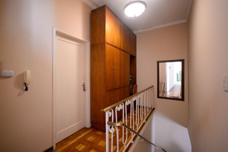 Casa à venda com 260m², 3 quartos e 2 vagasCorredor 