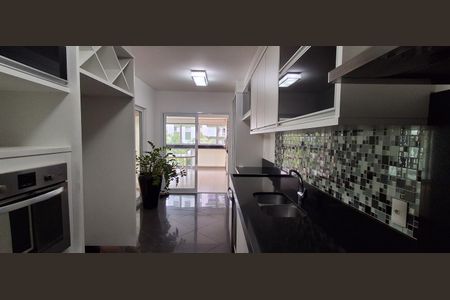 Apartamento para alugar com 248m², 4 quartos e 4 vagas Apartamento para alugar com 248m², 4 quartos e 4 vagasCozinha