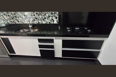 Apartamento para alugar com 248m², 4 quartos e 4 vagas Apartamento para alugar com 248m², 4 quartos e 4 vagasCozinha