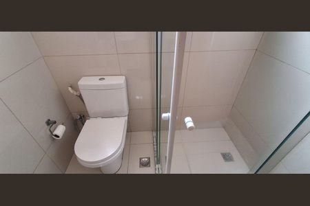 Apartamento para alugar com 248m², 4 quartos e 4 vagas Apartamento para alugar com 248m², 4 quartos e 4 vagasBanheiro Suíte 1