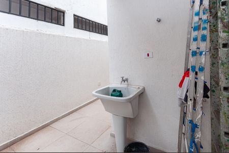 Casa à venda com 163m², 3 quartos e 1 vagaÁrea de Serviço