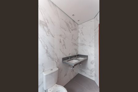 Casa à venda com 163m², 3 quartos e 1 vagaBanheiro da Suíte 2