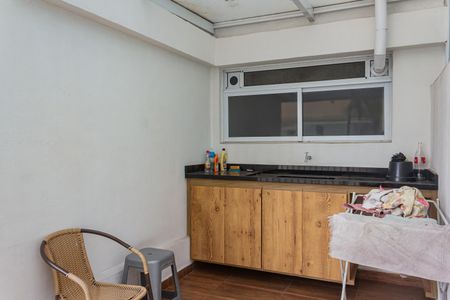 Apartamento à venda com 93m², 2 quartos e 2 vagasVaranda