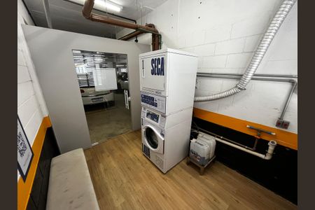 Apartamento à venda com 39m², 2 quartos e sem vagaÁrea comum - Lavanderia