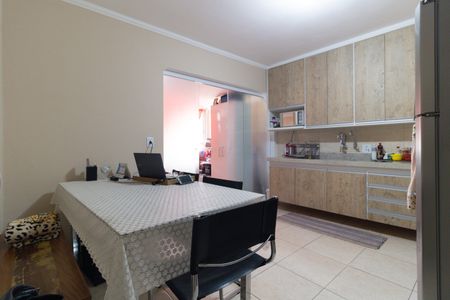 Casa para alugar com 100m², 2 quartos e 1 vagaCozinha 