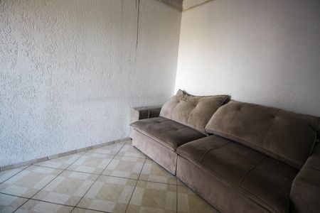 Casa à venda com 400m², 2 quartos e 4 vagasEdícula - Sala