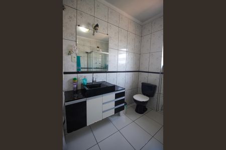 Casa à venda com 400m², 2 quartos e 4 vagasBanheiro