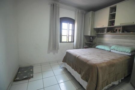 Casa à venda com 400m², 2 quartos e 4 vagasEdícula - Quarto 2