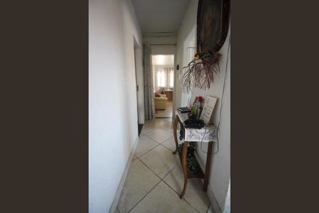 Casa à venda com 400m², 2 quartos e 4 vagasCorredor