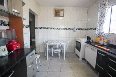 Casa à venda com 400m², 2 quartos e 4 vagasCozinha