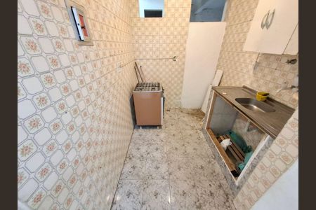 Apartamento à venda com 60m², 2 quartos e sem vaga Apartamento à venda com 60m², 2 quartos e sem vagaCozinha