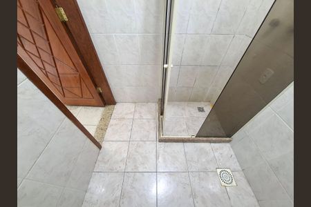 Apartamento à venda com 60m², 2 quartos e sem vaga Apartamento à venda com 60m², 2 quartos e sem vagaBanheiro
