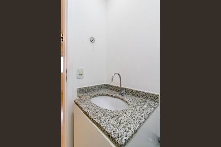 Apartamento para alugar com 70m², 2 quartos e 1 vagaBanheiro Social