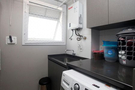 Apartamento à venda com 64m², 2 quartos e 2 vagasCozinha e Área de Serviço
