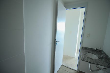 Apartamento à venda com 52m², 2 quartos e 1 vagaBanheiro Social