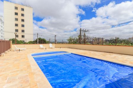 Apartamento à venda com 65m², 3 quartos e 1 vagaÁrea comum - Piscina