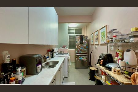 Apartamento para alugar com 82m², 2 quartos e sem vagaCozinha