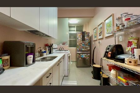 Apartamento para alugar com 82m², 2 quartos e sem vagaCozinha