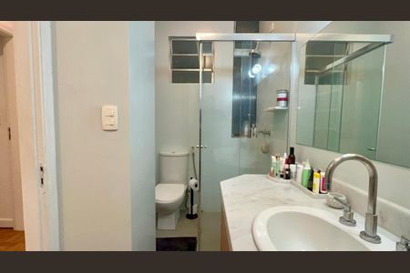 Apartamento para alugar com 82m², 2 quartos e sem vagaBanheiro