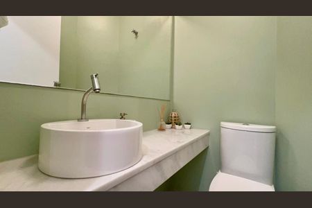 Apartamento para alugar com 82m², 2 quartos e sem vagaLavabo