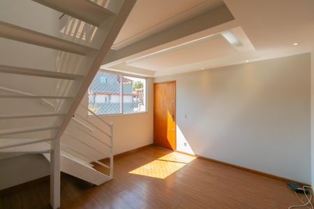 Apartamento à venda com 100m², 3 quartos e 1 vaga Apartamento à venda com 100m², 3 quartos e 1 vagaSala