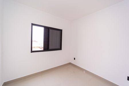 Casa à venda com 120m², 2 quartos e 2 vagasSuíte 2