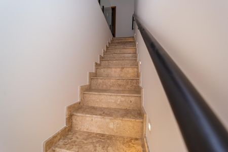 Casa à venda com 120m², 2 quartos e 2 vagasCorredor