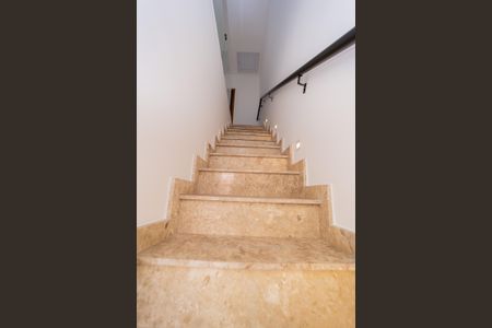 Casa à venda com 120m², 2 quartos e 2 vagasCorredor