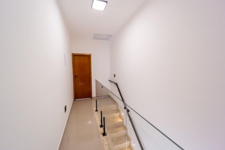 Casa à venda com 120m², 2 quartos e 2 vagasCorredor da Área de Serviço