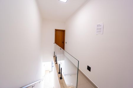 Casa à venda com 120m², 2 quartos e 2 vagasCorredor da Área de Serviço