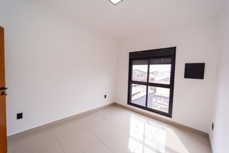 Casa à venda com 120m², 2 quartos e 2 vagasSuíte 