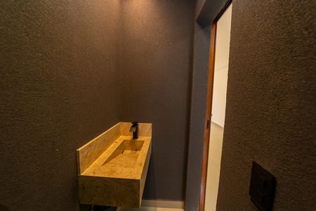 Casa à venda com 120m², 2 quartos e 2 vagasLavabo