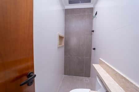 Casa à venda com 120m², 2 quartos e 2 vagasBanheiro da Suíte 2